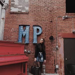 Meet your Posher, Amanda